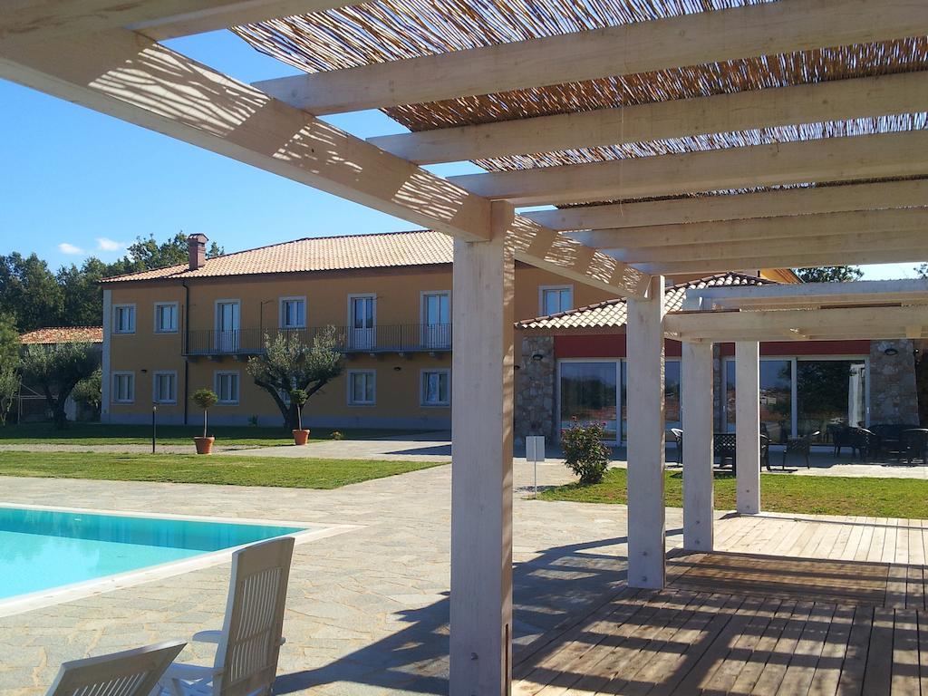 Agriturismo Creta Rossa Torre di Ruggiero Bagian luar foto